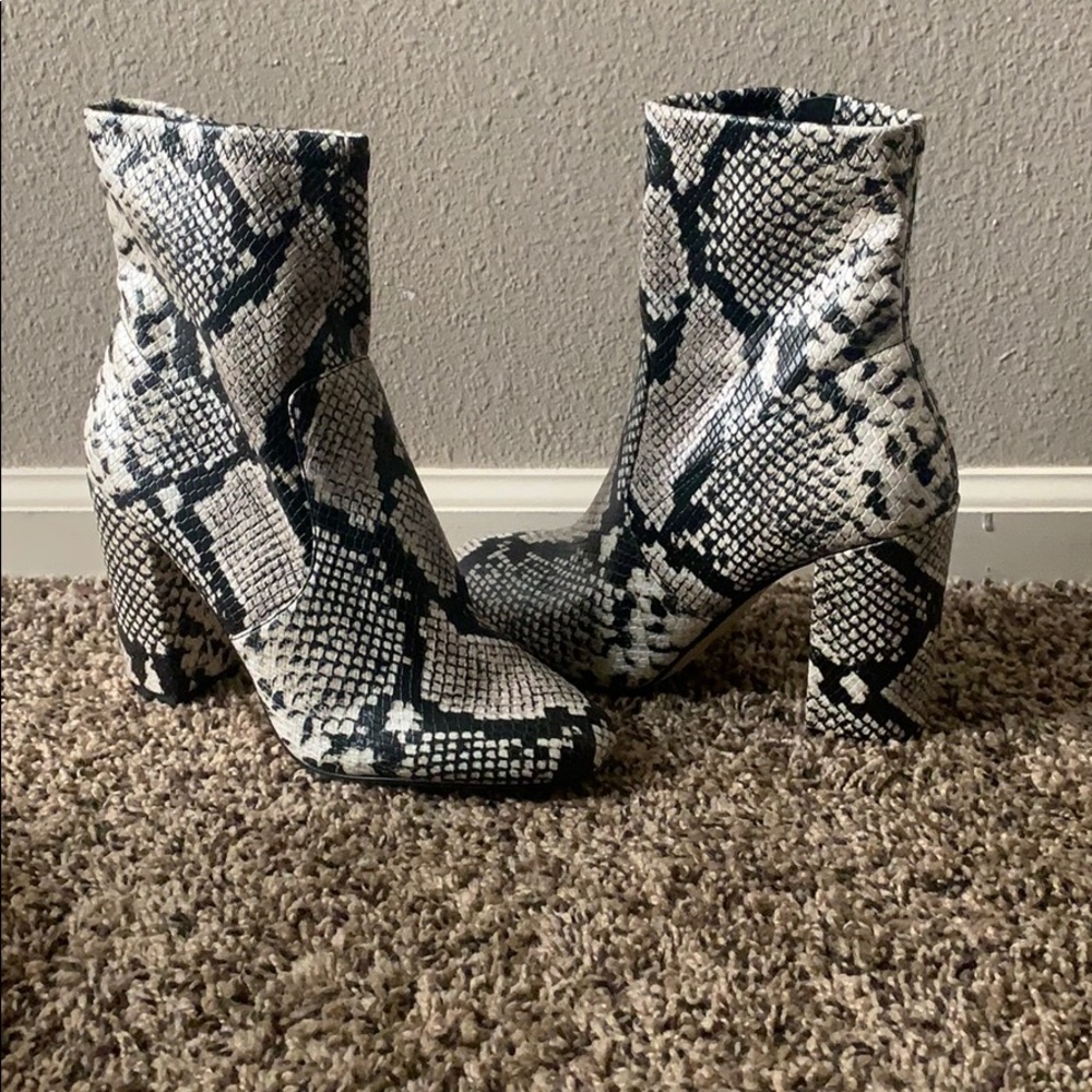 ALDO | WOMEN'S HAOSIEN DRESS BOOTIE | SNAKE